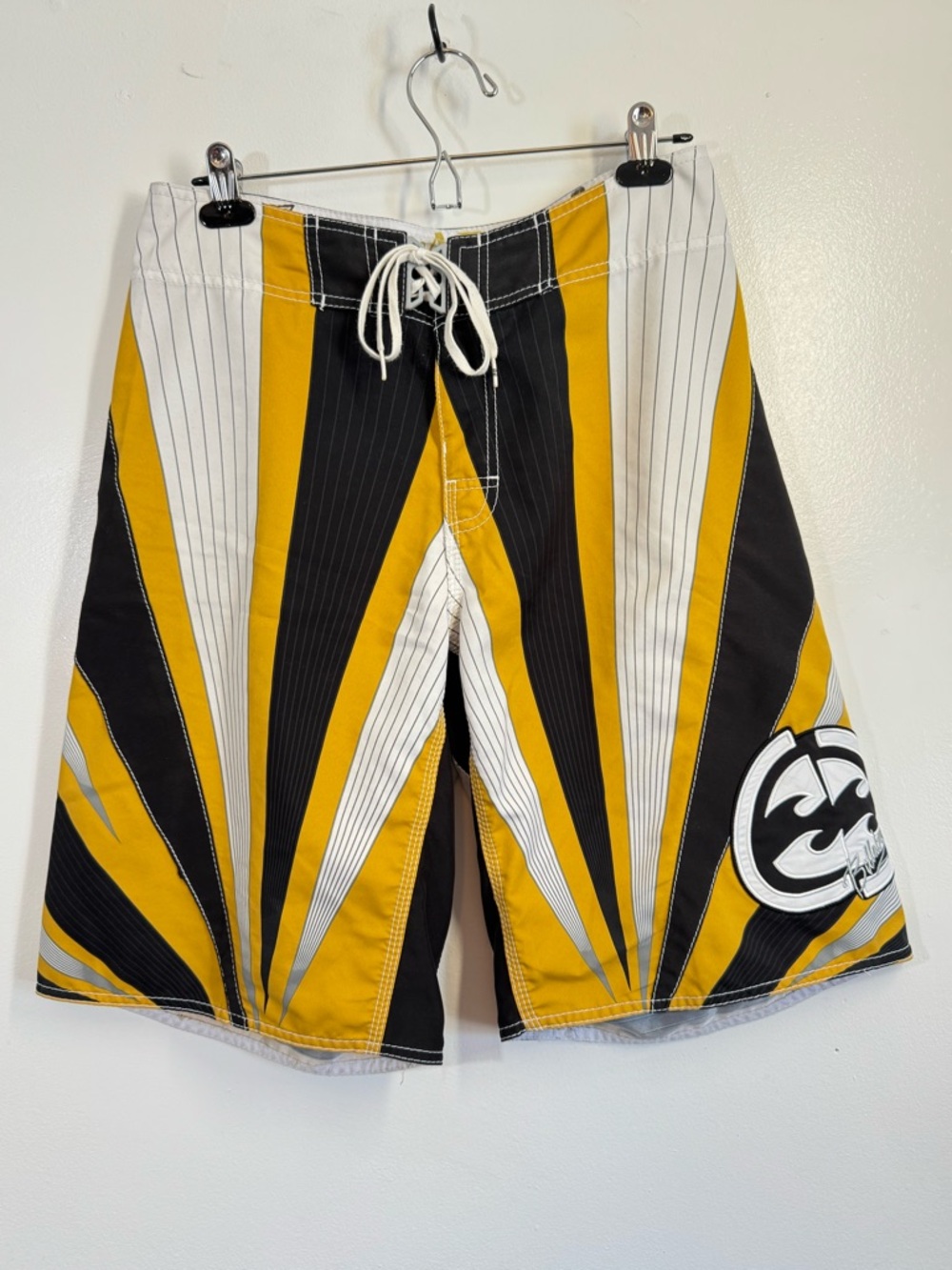 Billabong Andy Irons Samurai Signature Y2K  Black  / Yellow Boardshorts Sz 32